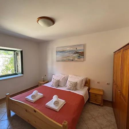 Vakantiehuis Silentia Lastovo