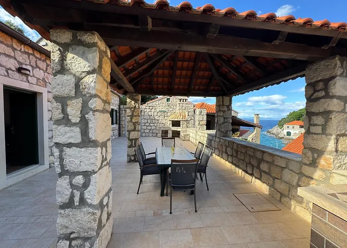 Ferienhaus Silentia Lastovo